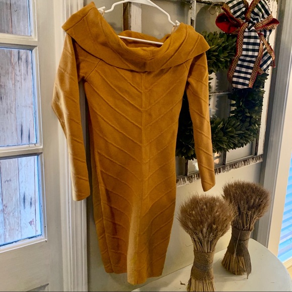Akira  Chicago red label mustard color dress M - Picture 2 of 4